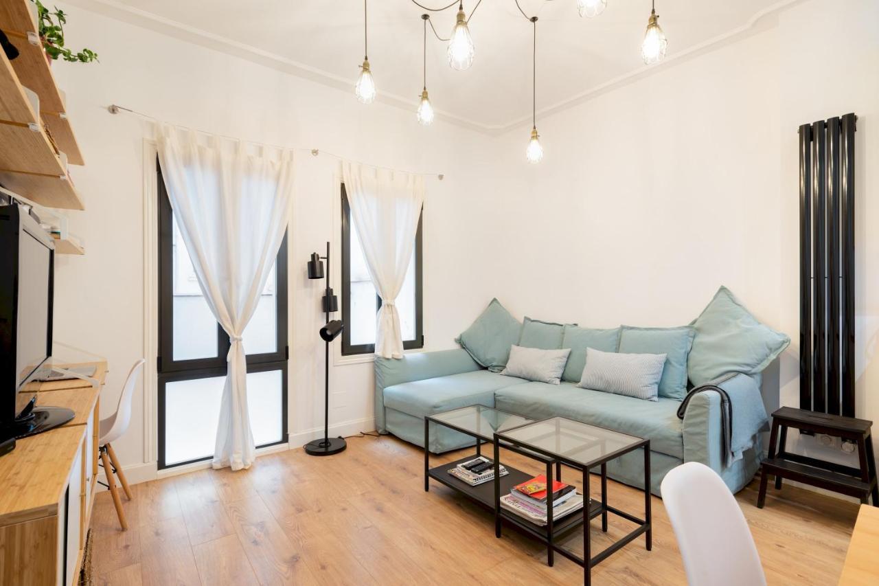 1 Bedroom 1 Bathroom Furnished - Malasana - Cozy & Modern - Mintystay Madrid Exterior foto